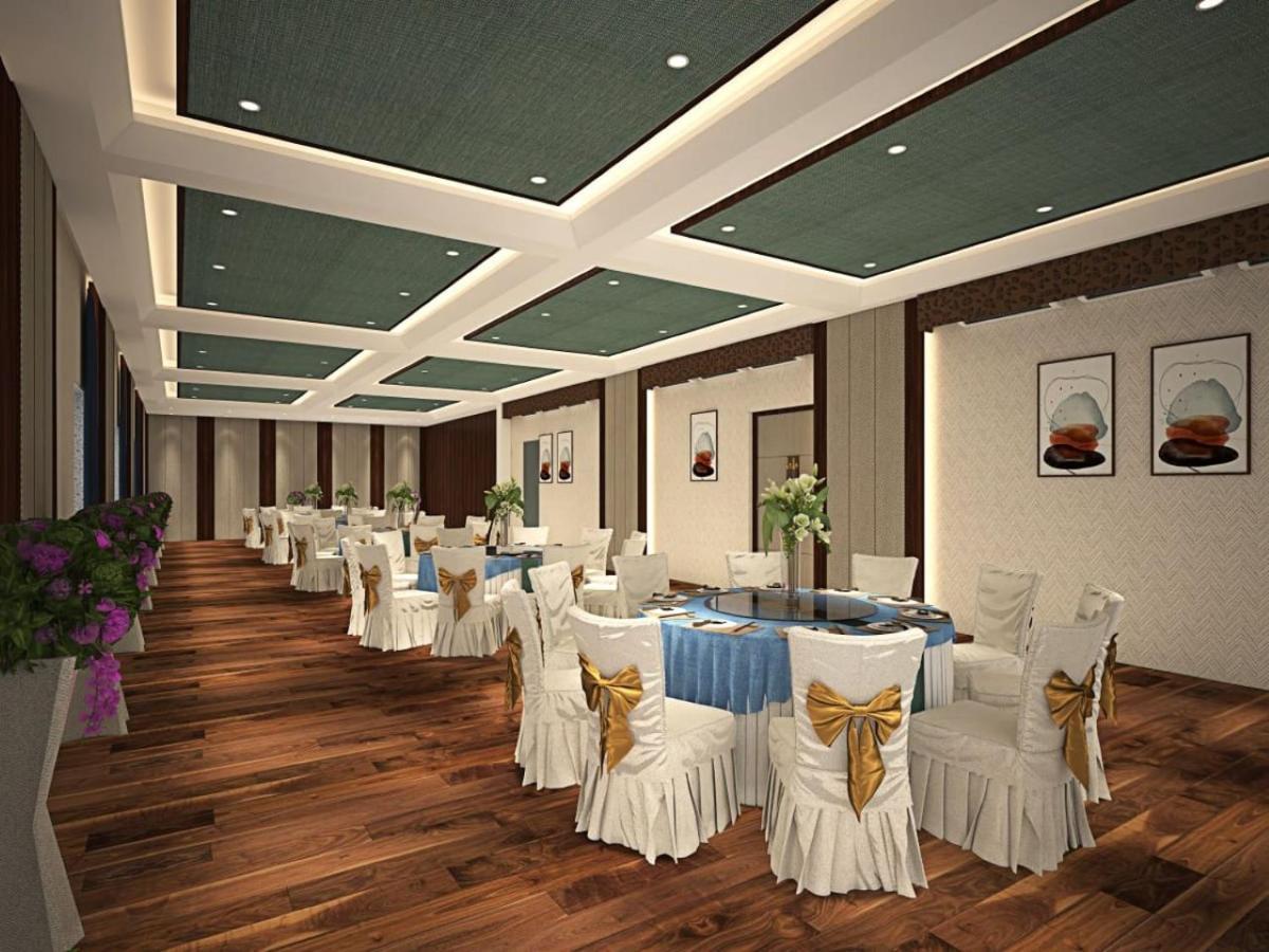 U Rivergate Karjat Bagian luar foto